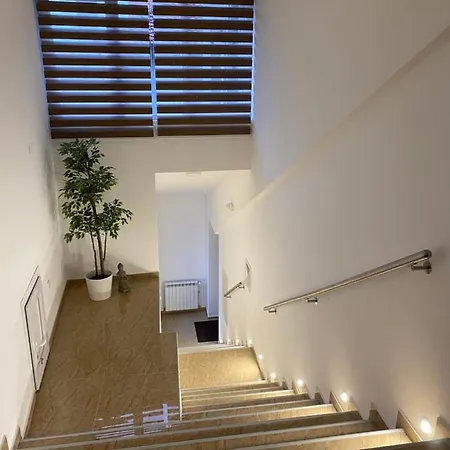 Aparthotel Marino Lux Prenociste *