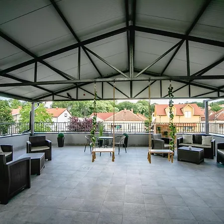 Marino Lux Prenociste 4*