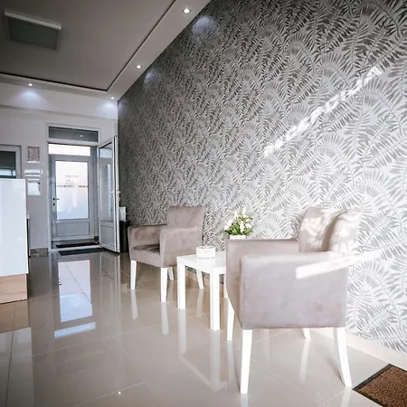 Marino Lux Prenociste