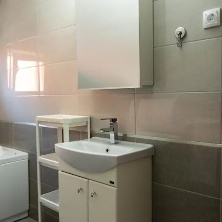 Ξενοδοχείο με διαμερίσματα Marino Lux Prenociste Požarevac