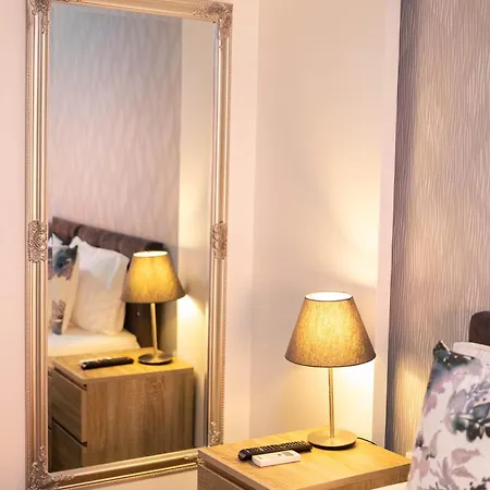 Marino Lux Prenociste 4* Požarevac